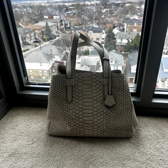 Botkier Ivory Chevron Calf-Hair Tote Bag Quiet Luxury Textured Leather Work NWOT - Picture 7 of 14